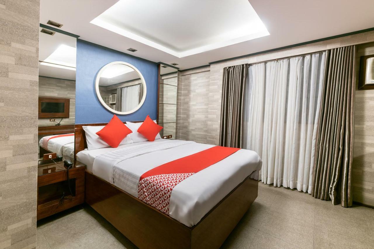 Отель Oyo 191 Paradise Apartelle Манила Экстерьер фото
