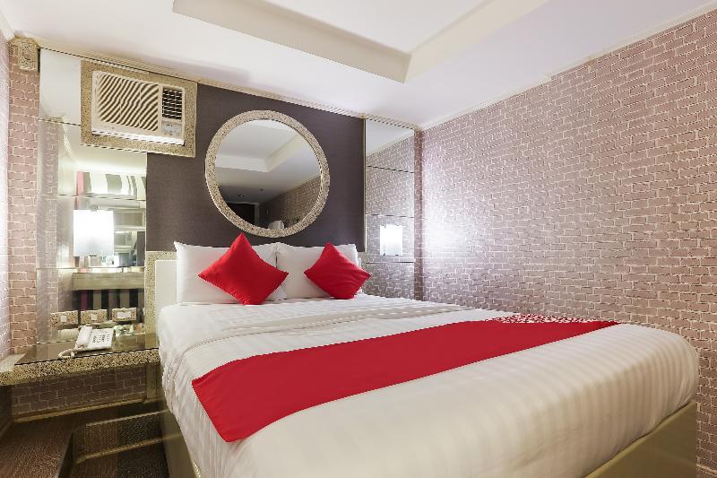 Отель Oyo 191 Paradise Apartelle Манила Экстерьер фото